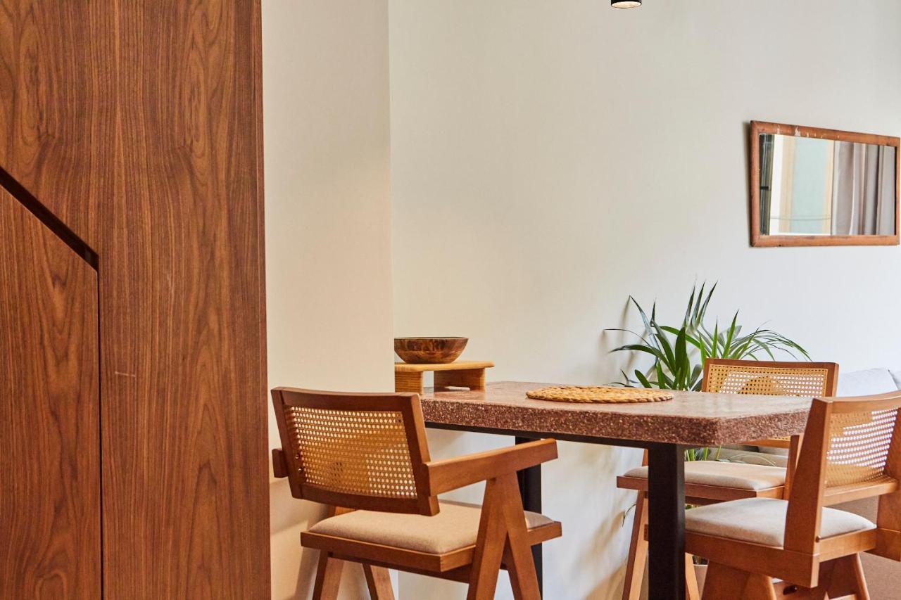 Mosaics Athens Boutique Apartments Экстерьер фото