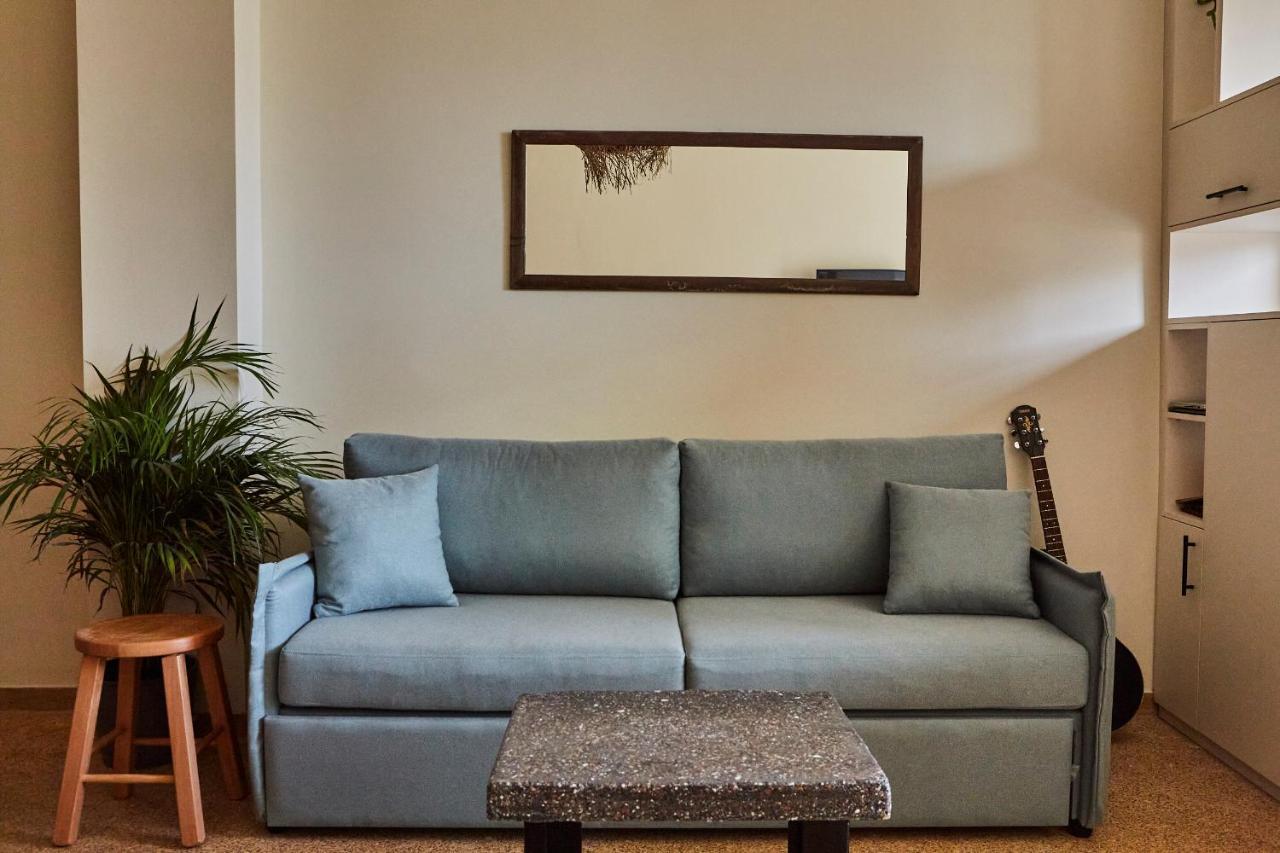 Mosaics Athens Boutique Apartments Экстерьер фото